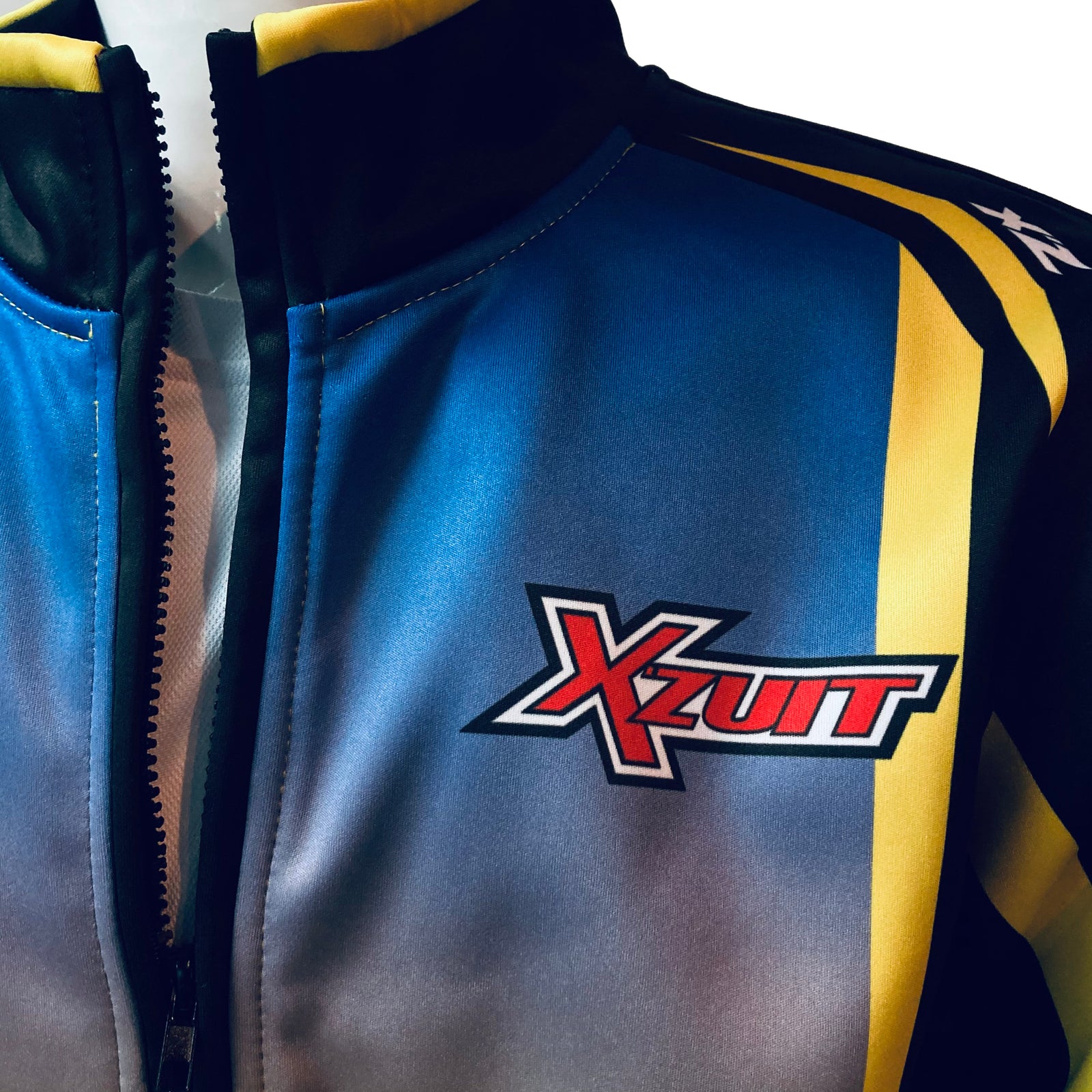 This full-zip jacket is made of lightweight material, providing maximum comfort and mobility for the track or everyday wear. Hand pockets offer convenient storage for your daily essentials.